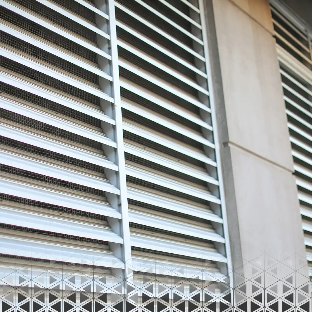 نوافذ 1 cop copy